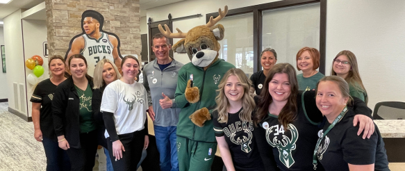 45 Official smile of the milwaukee bucks